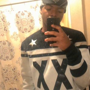 Meet your Posher, Darrius